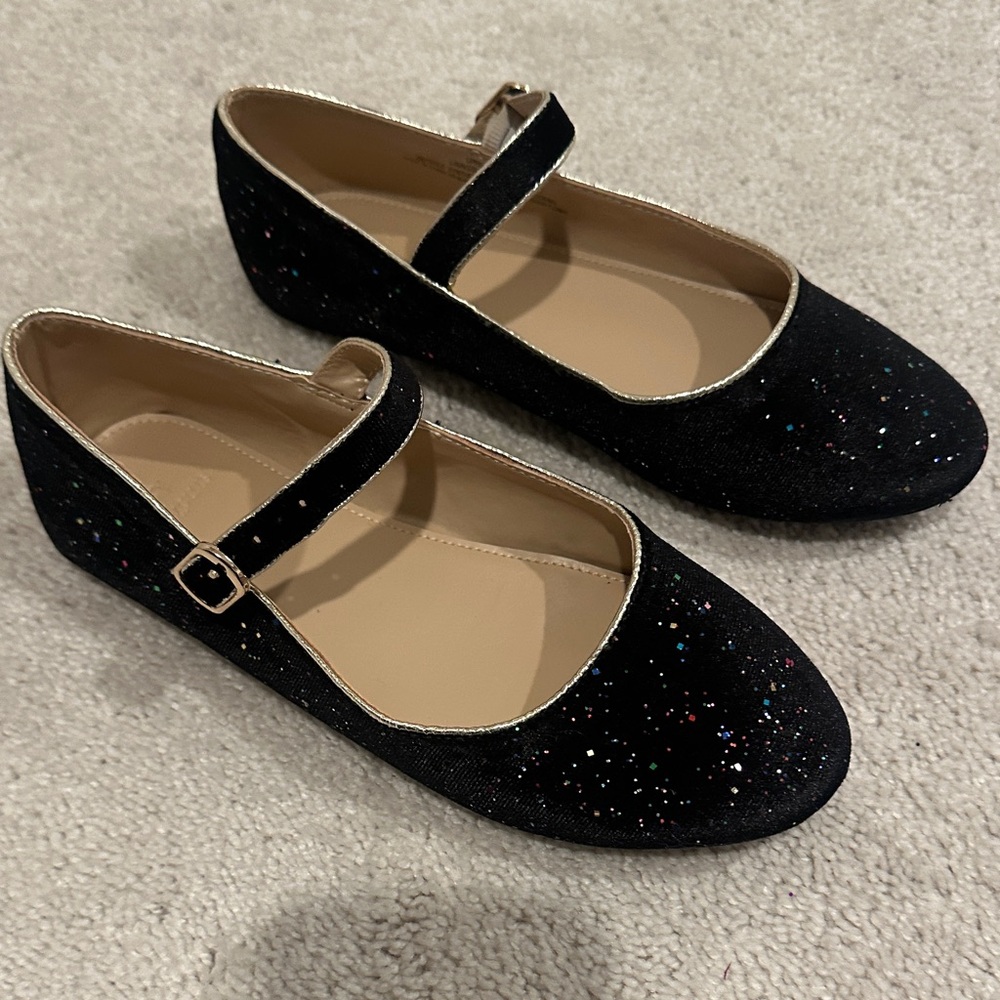 Girls JCrew black velvet shoes-size 5